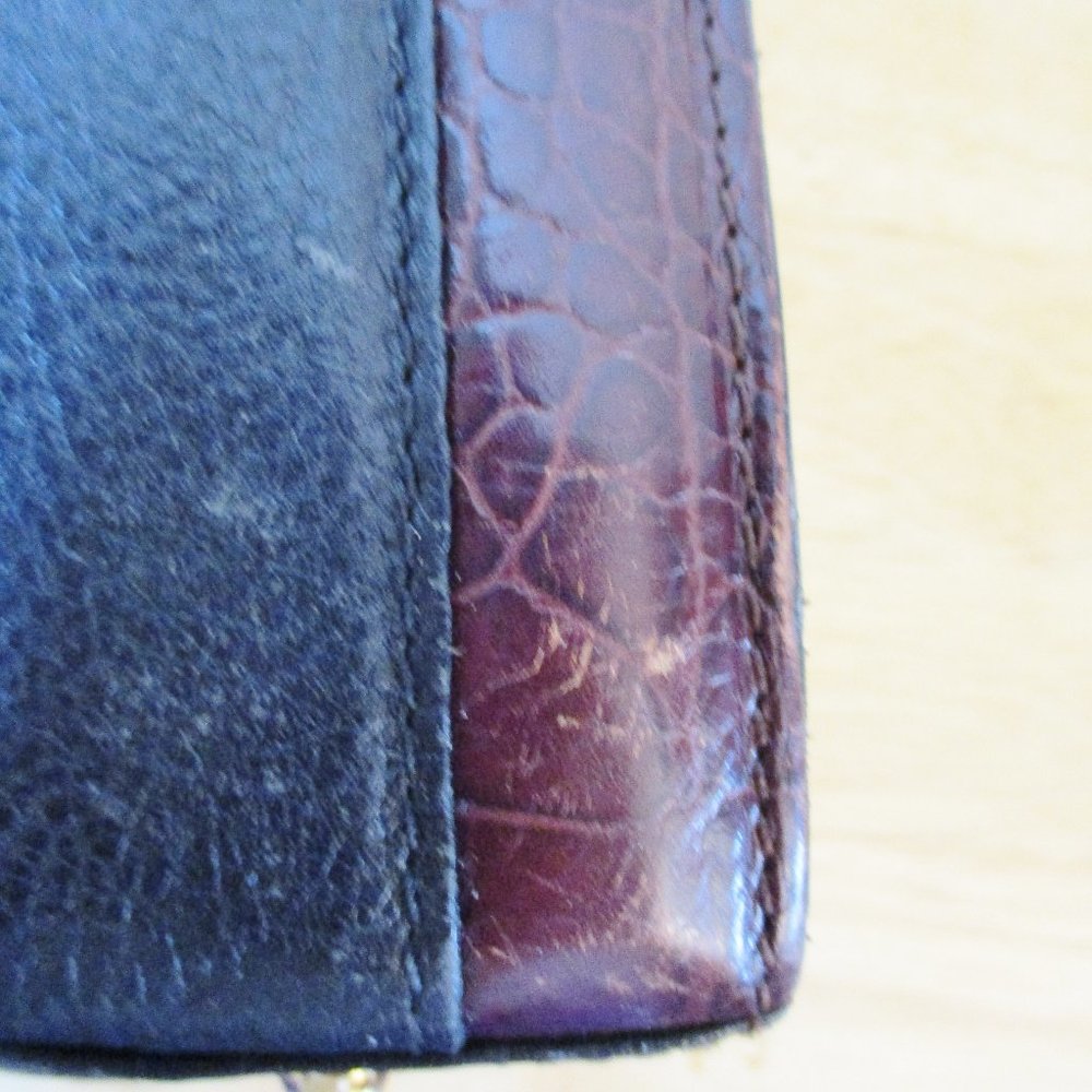 Vintage Bally Black Leather and Brown Croc Embossed Crossbody/Shoulder Handbag - Picture 15 of 15